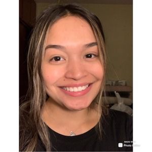 Meet your Posher, Selena